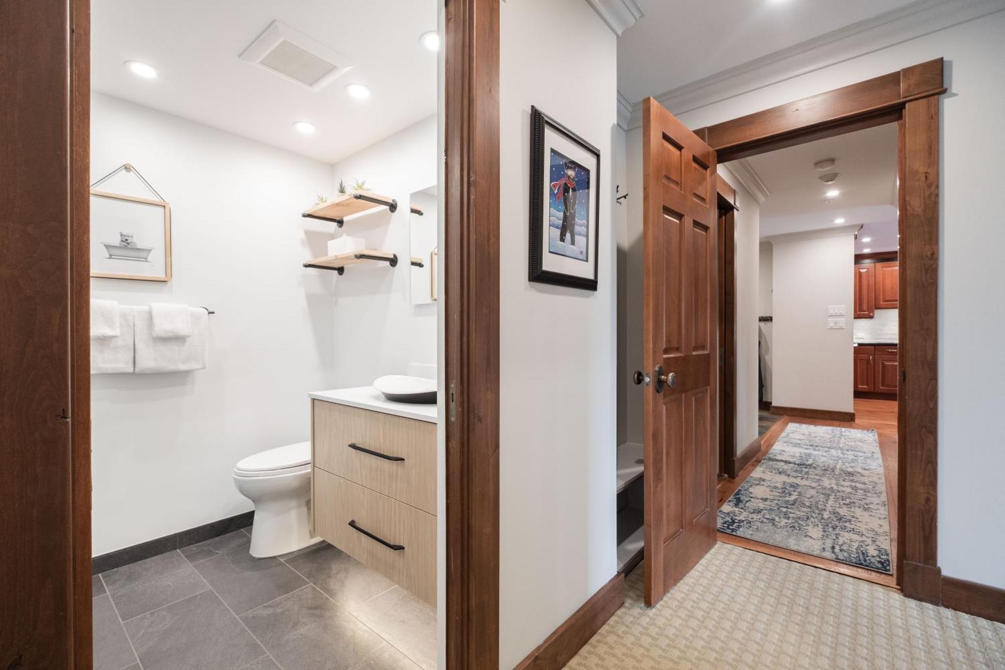 Greyhawk By Outpost Whistler Villa Ngoại thất bức ảnh