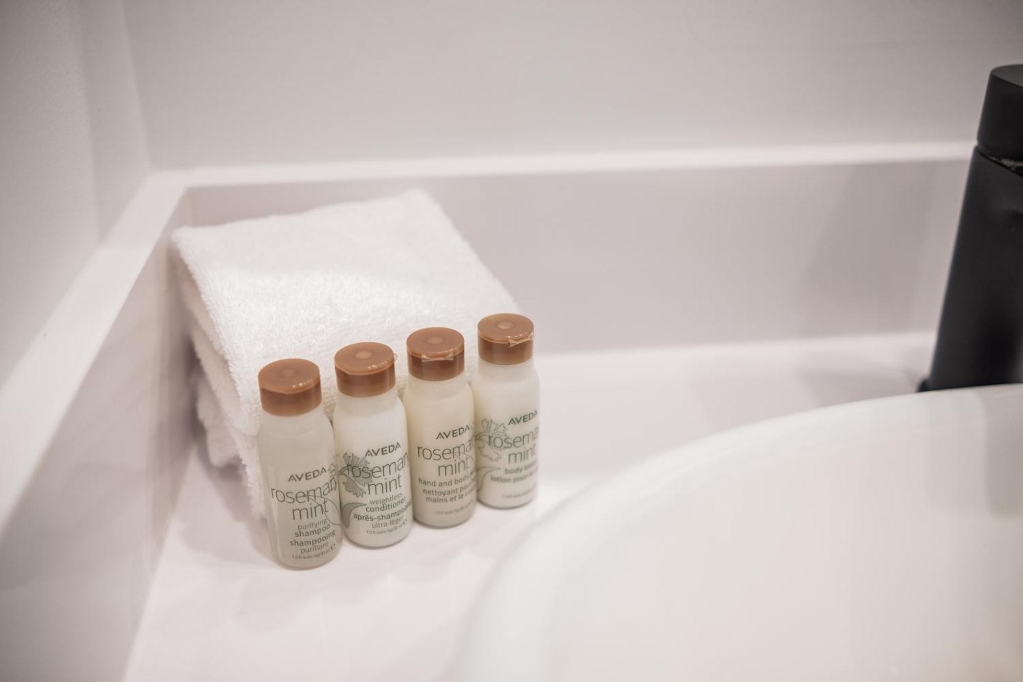 Greyhawk By Outpost Whistler Villa Ngoại thất bức ảnh