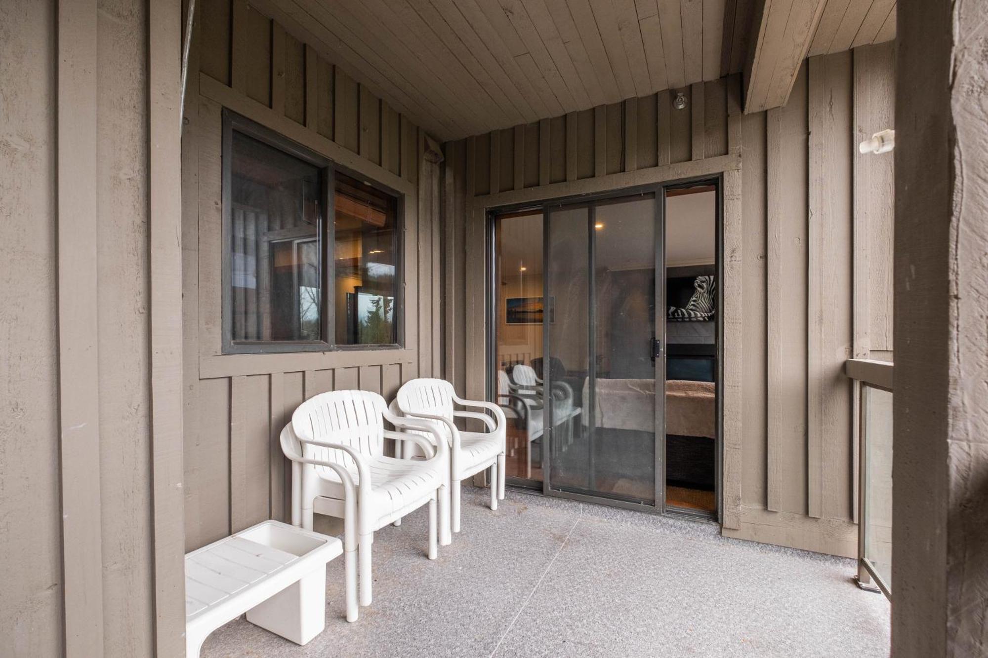 Greyhawk By Outpost Whistler Villa Ngoại thất bức ảnh