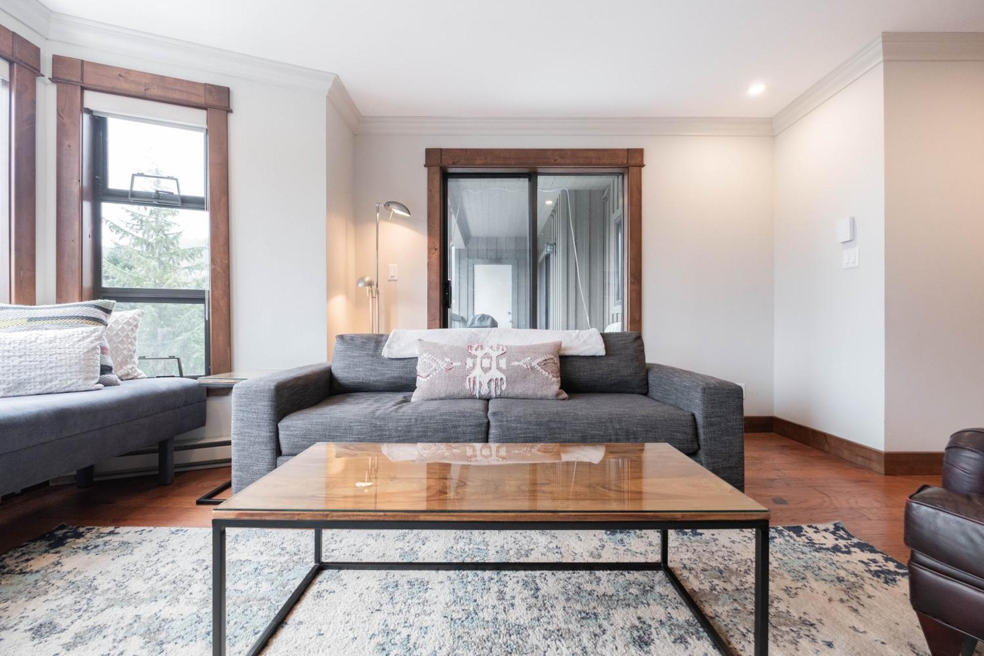 Greyhawk By Outpost Whistler Villa Ngoại thất bức ảnh