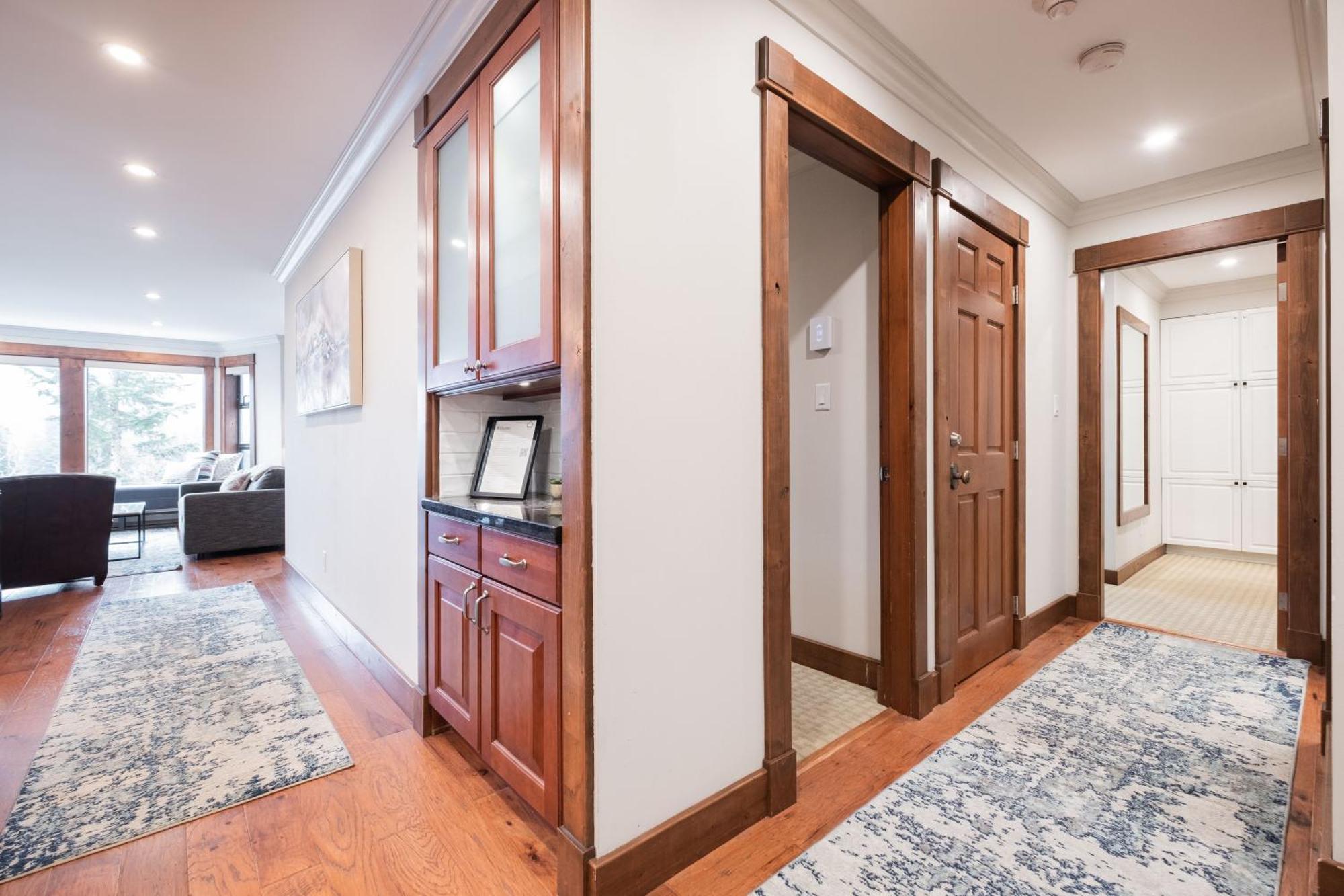 Greyhawk By Outpost Whistler Villa Ngoại thất bức ảnh