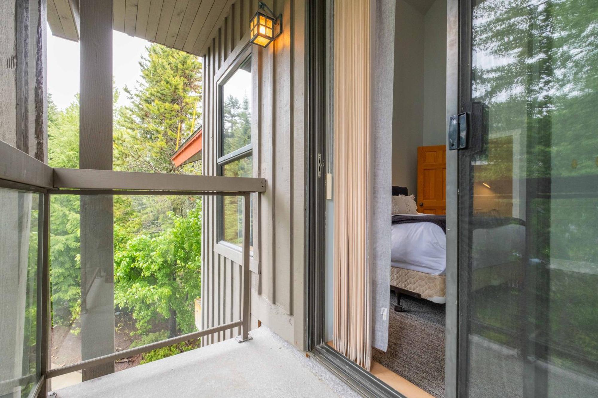 Greyhawk By Outpost Whistler Villa Ngoại thất bức ảnh