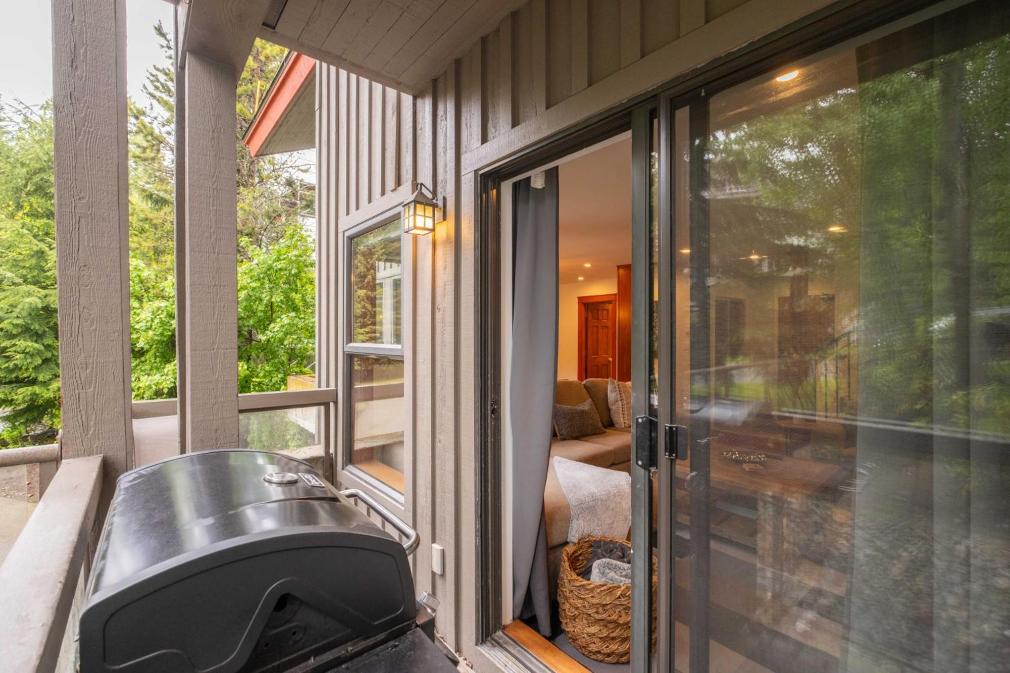 Greyhawk By Outpost Whistler Villa Ngoại thất bức ảnh