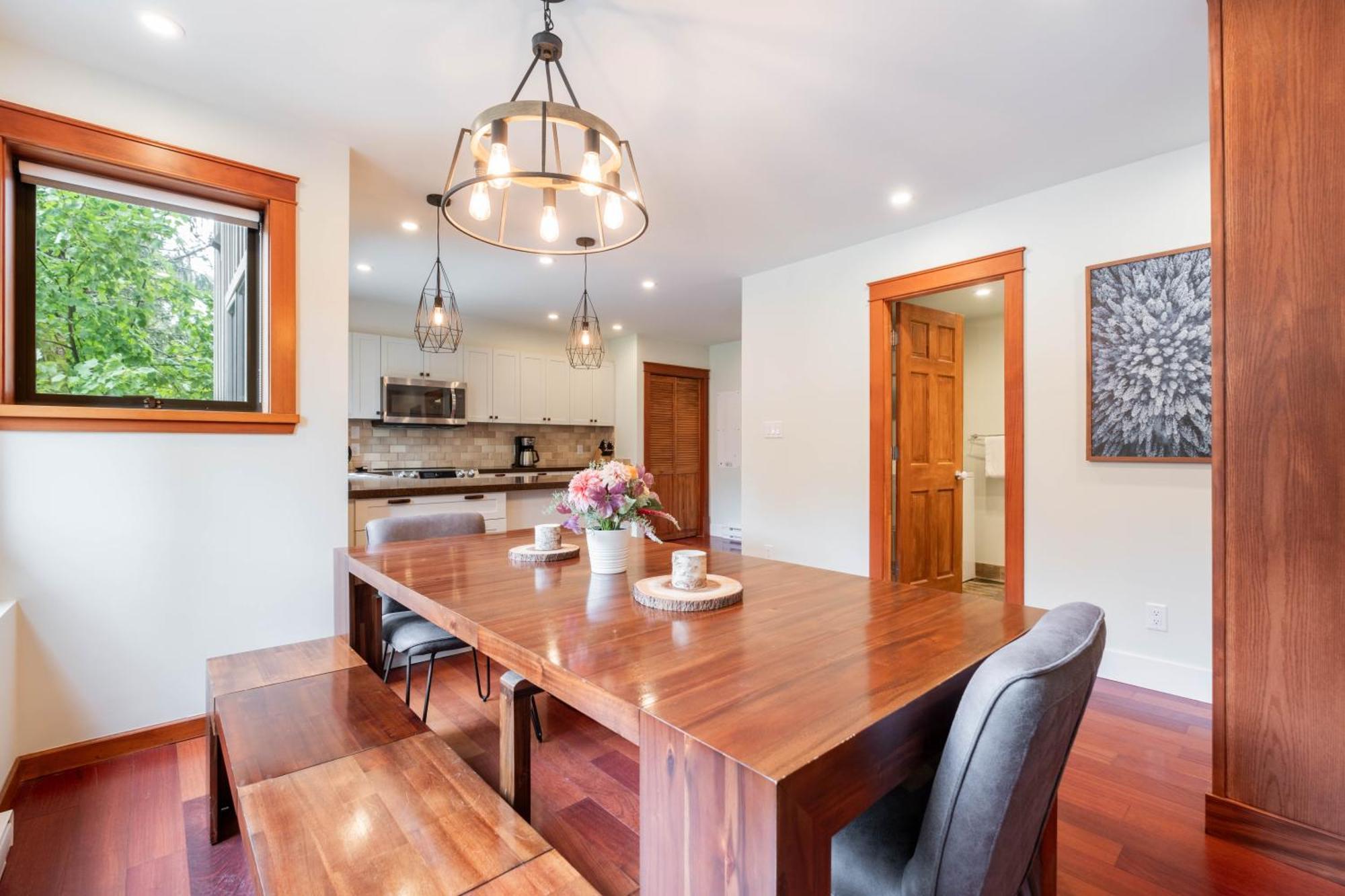 Greyhawk By Outpost Whistler Villa Ngoại thất bức ảnh